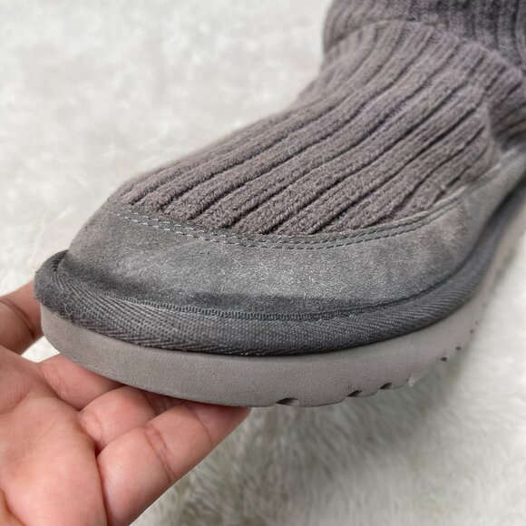 UGG Women's Charcoal Grey Classic Knit Round Toe Boot Slip On Shoes Size 9 - Picture 10 of 13